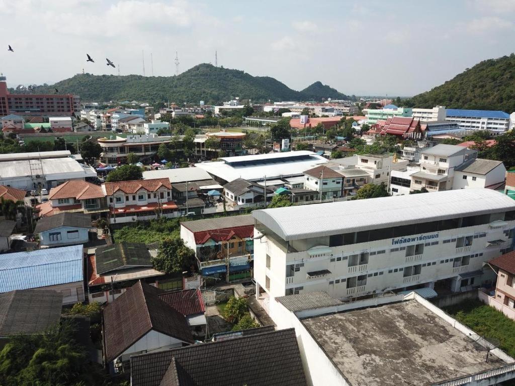 Thanyachatra Boutique Phetchaburi Luaran gambar